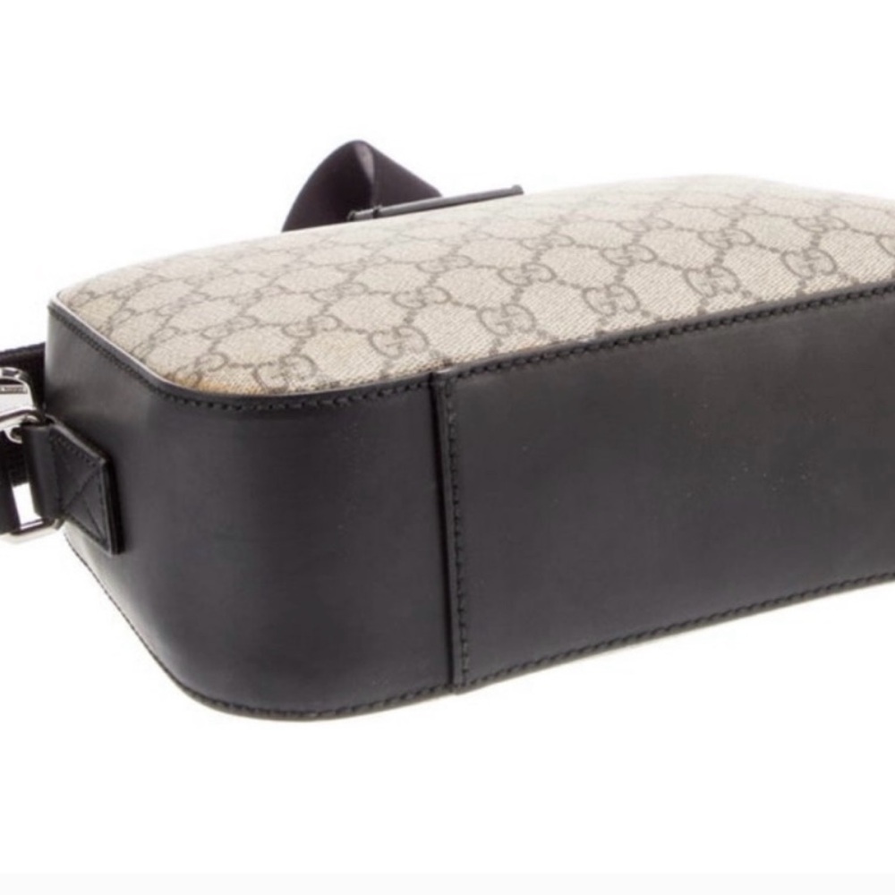 Gucci Gg Pattern Large Camera Bag - image 3